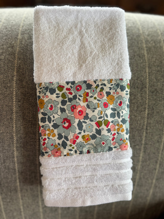 Liberty hand towel Betsy