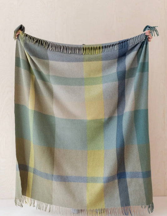 Wool blanket green oversized check