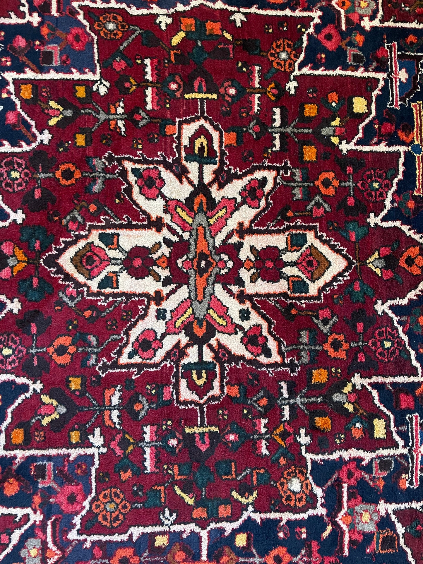 Persian Isfahan Bakhatiar Rug