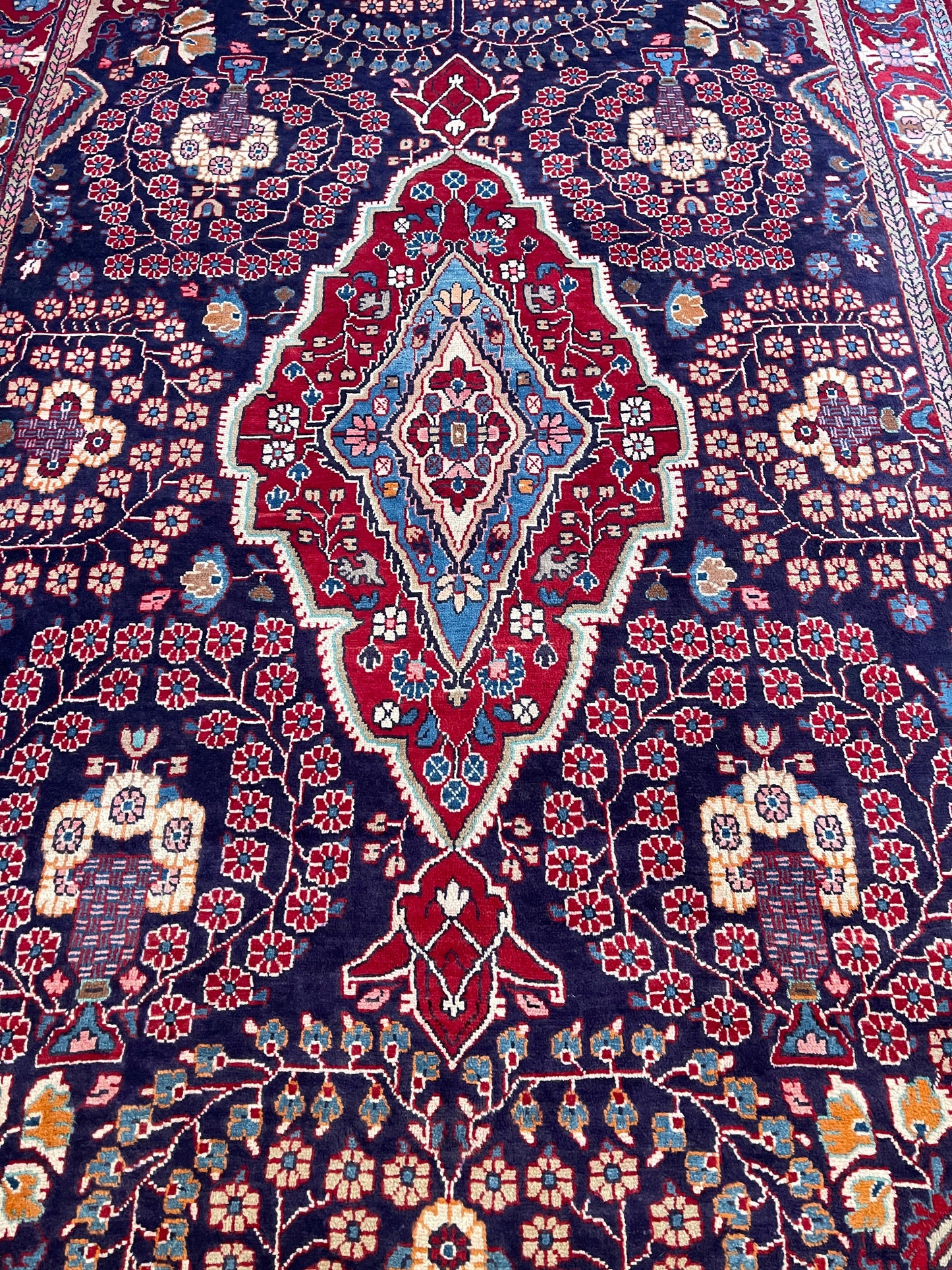 Large Pretty Persian rug