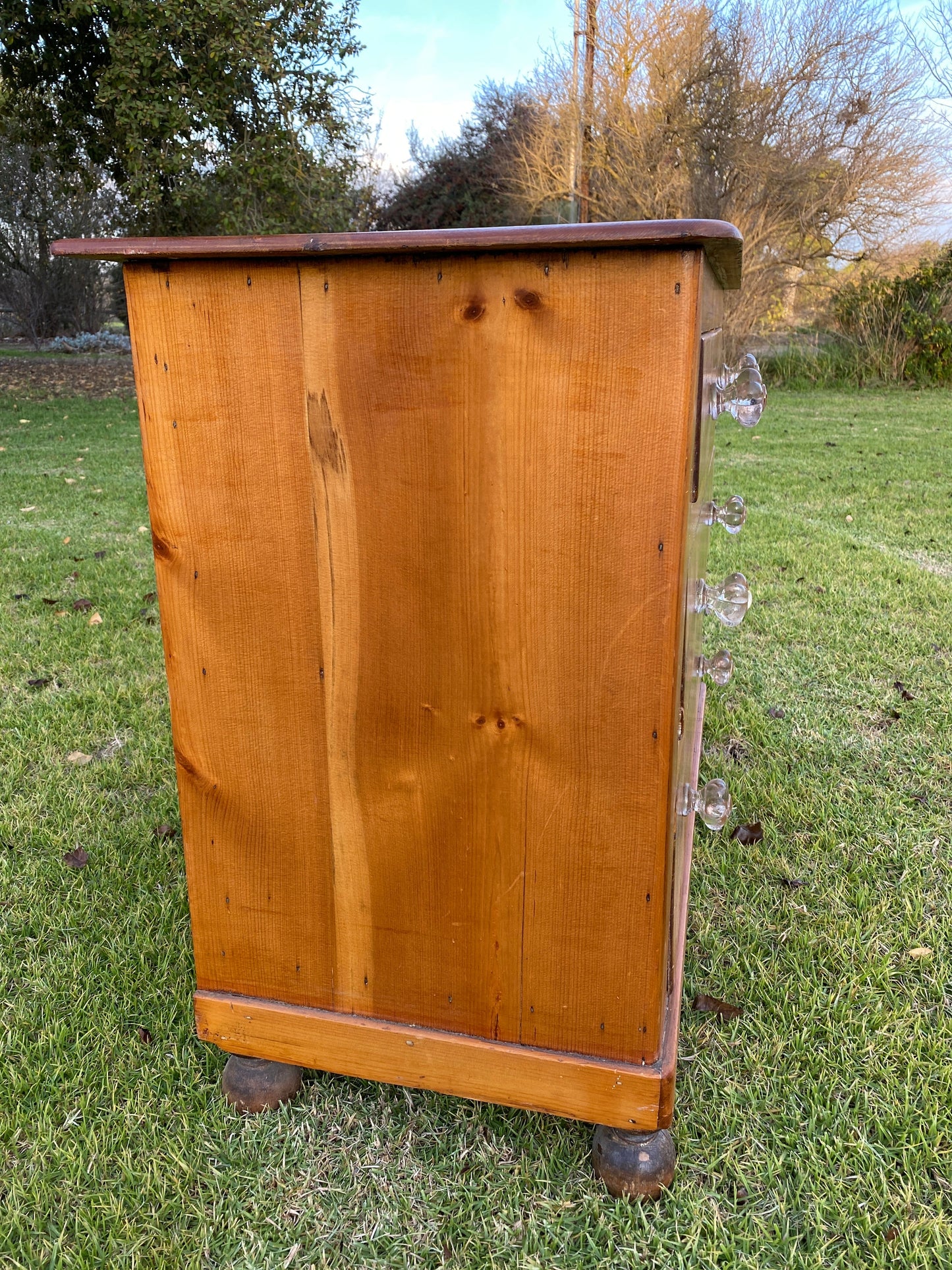 Antique pine chest of drawers