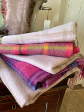 Load image into Gallery viewer, Woollen scarf 100% Merino wool raspberry/grey/yellow