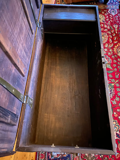 Antique Georgian mahogany chest