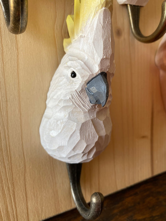 Wooden animal hook - cockatoo