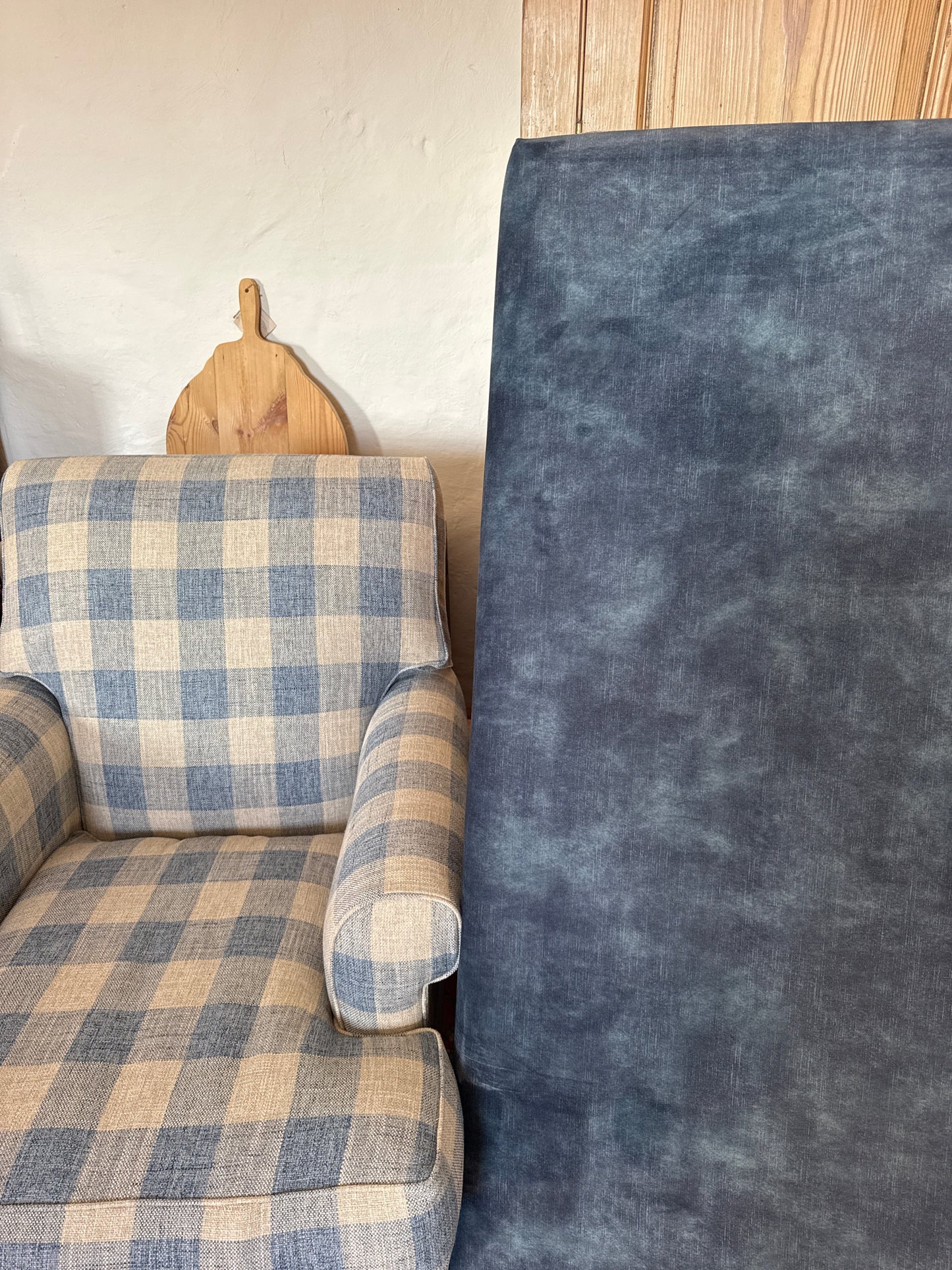 Double bed head French blue velvet