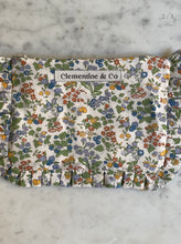 Load image into Gallery viewer, Clementine and co purse hedgerow Liberty tana lawn
