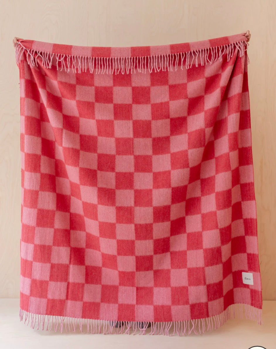 Wool blanket checkerboard pink