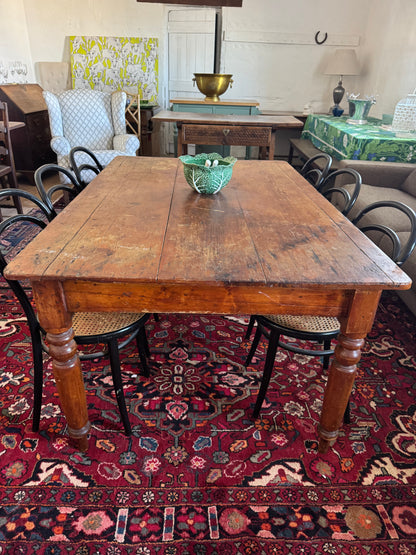 Farmhouse table rustic