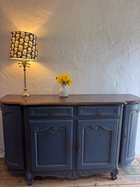 Gorgeous French provincial sideboard 🇫🇷