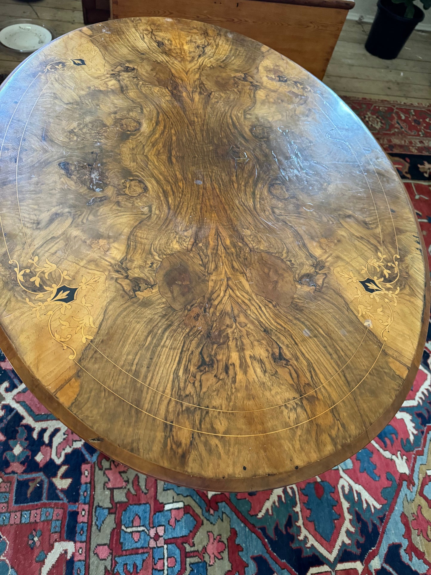 Walnut burr table