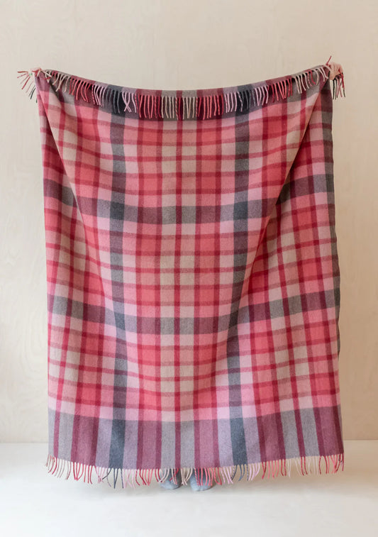 Wool blanket berry gingham check