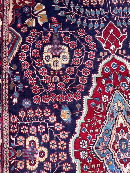 Large Pretty Persian rug