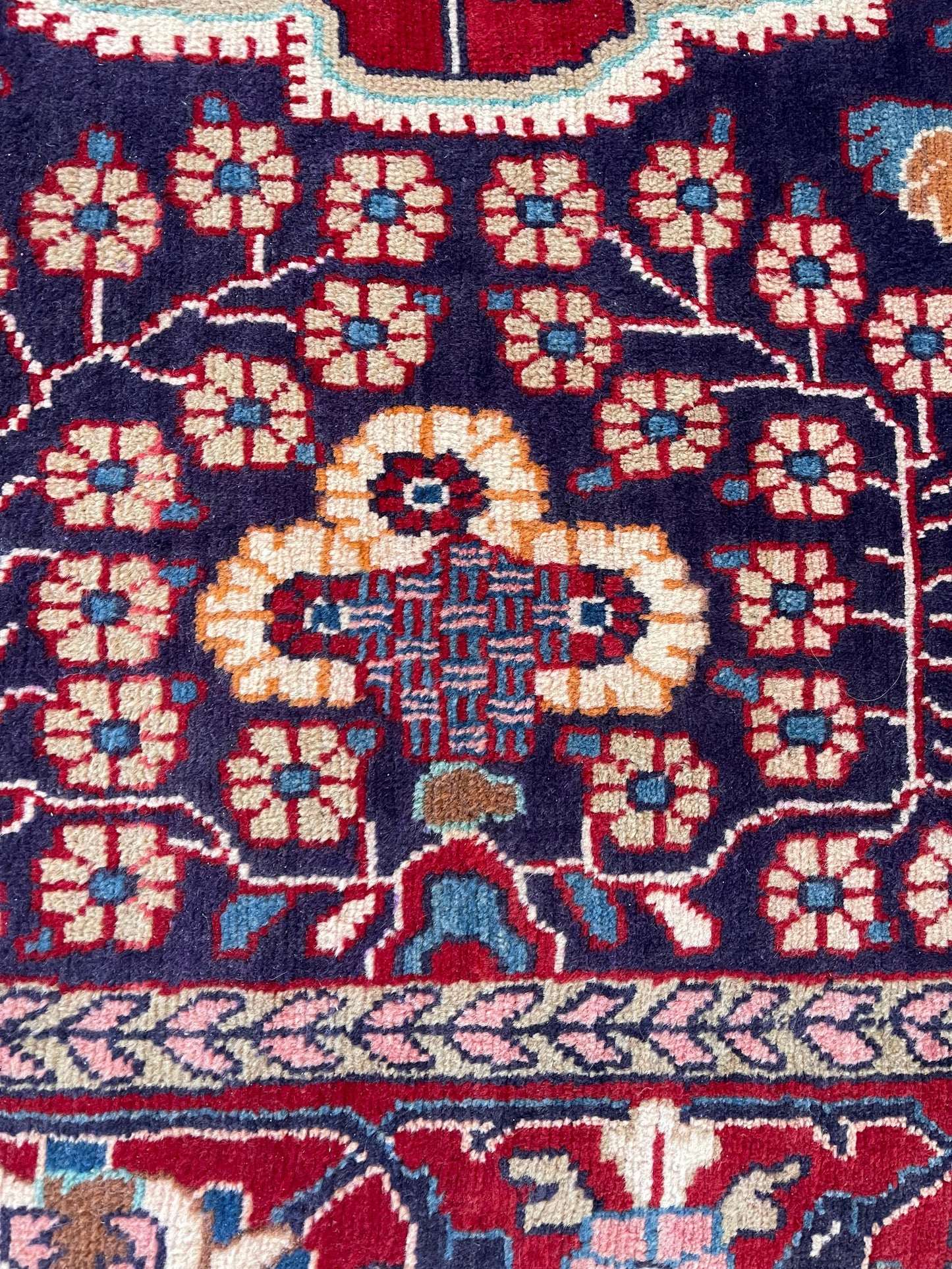 Large Pretty Persian rug