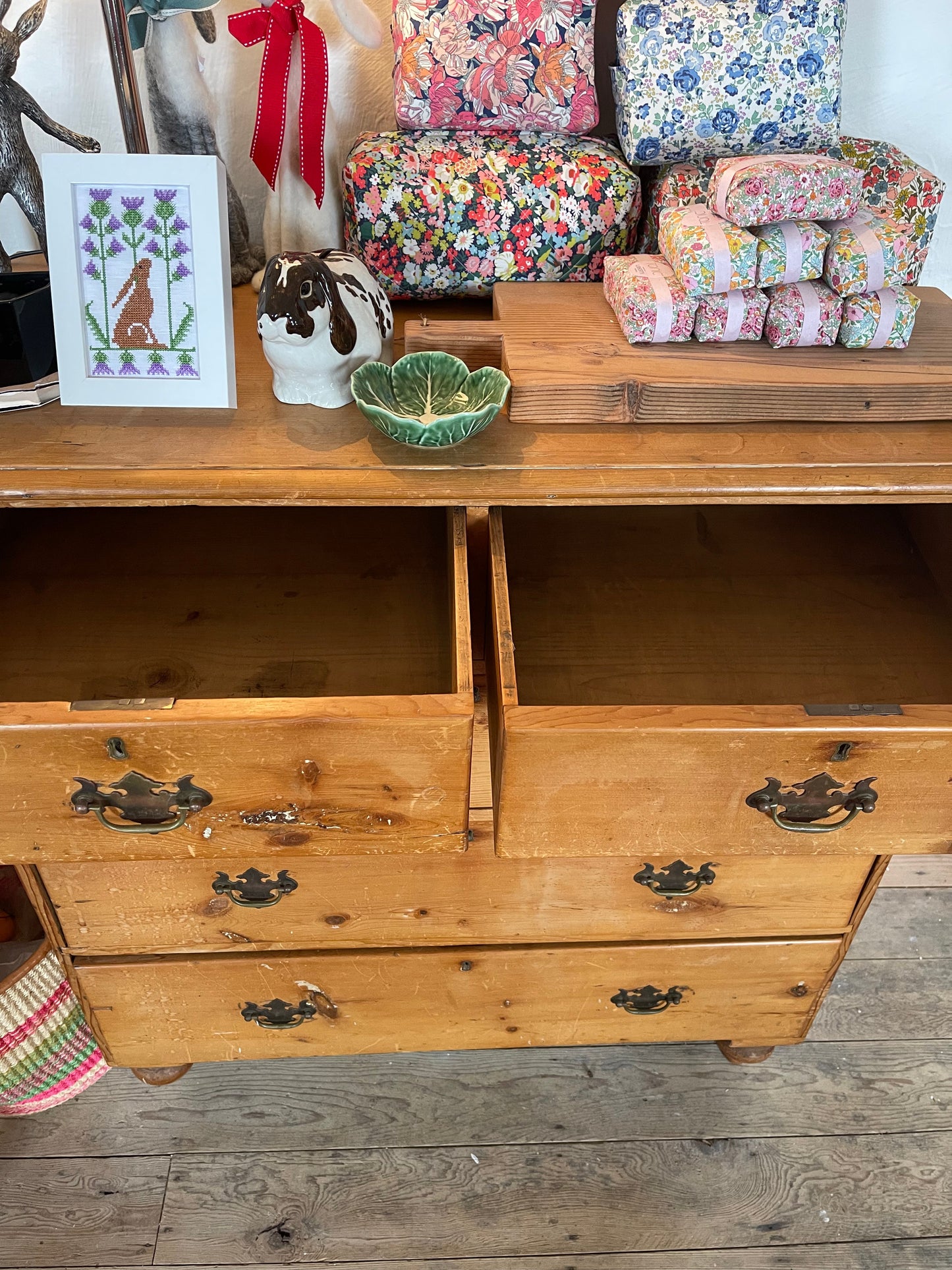 Antique pine chest of drawers imported from UK