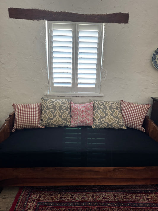 Walnut Biedermeier Daybed