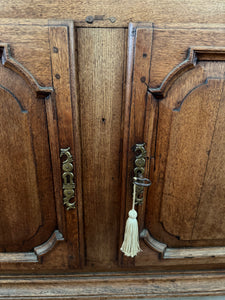 Early 19th century French oak buffet