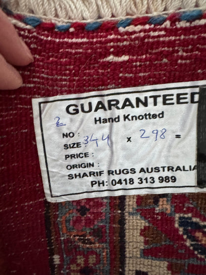 Huge hand knotted Persian Kashan rug pretty colours