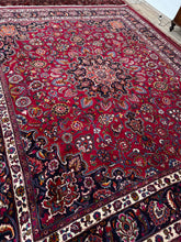 Load image into Gallery viewer, Huge hand knotted Persian Kashan rug pretty colours
