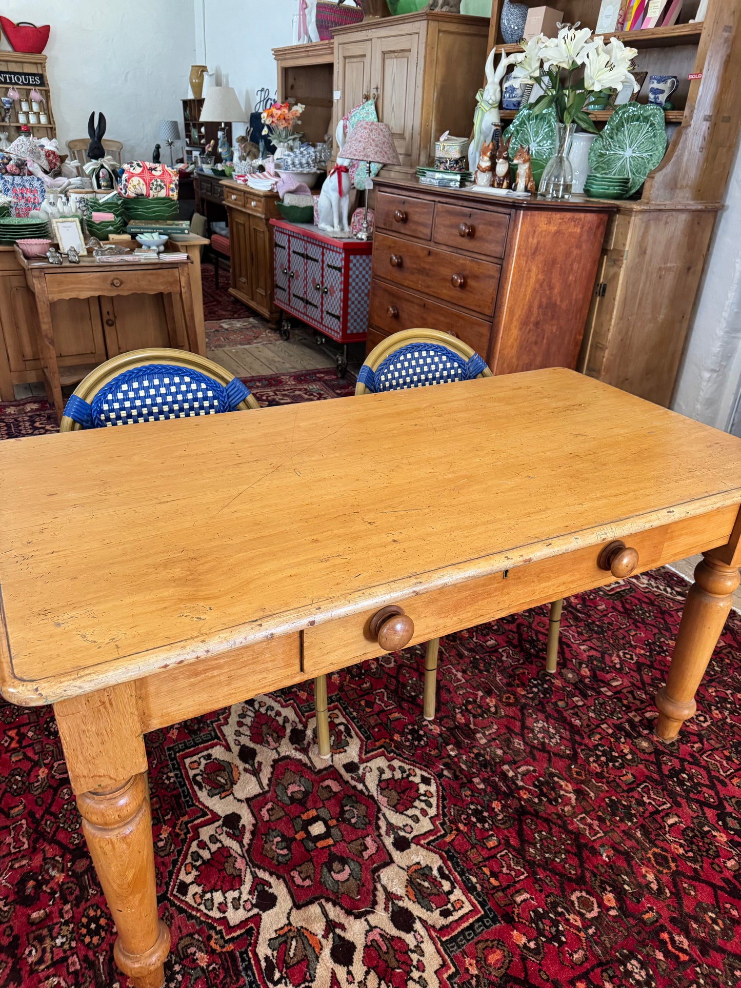 Antique pine table 6 seater