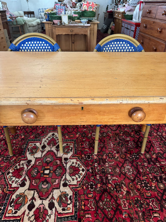 Antique pine table 6 seater