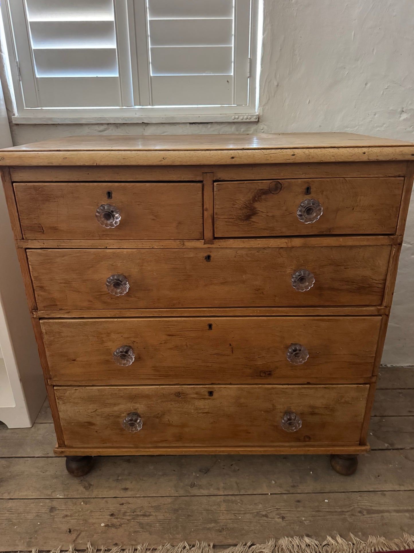 Antique pine chest of drawers
