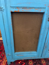 Load image into Gallery viewer, Blue meat safe
