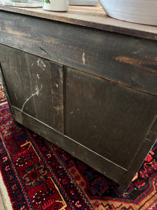 Blue meat safe