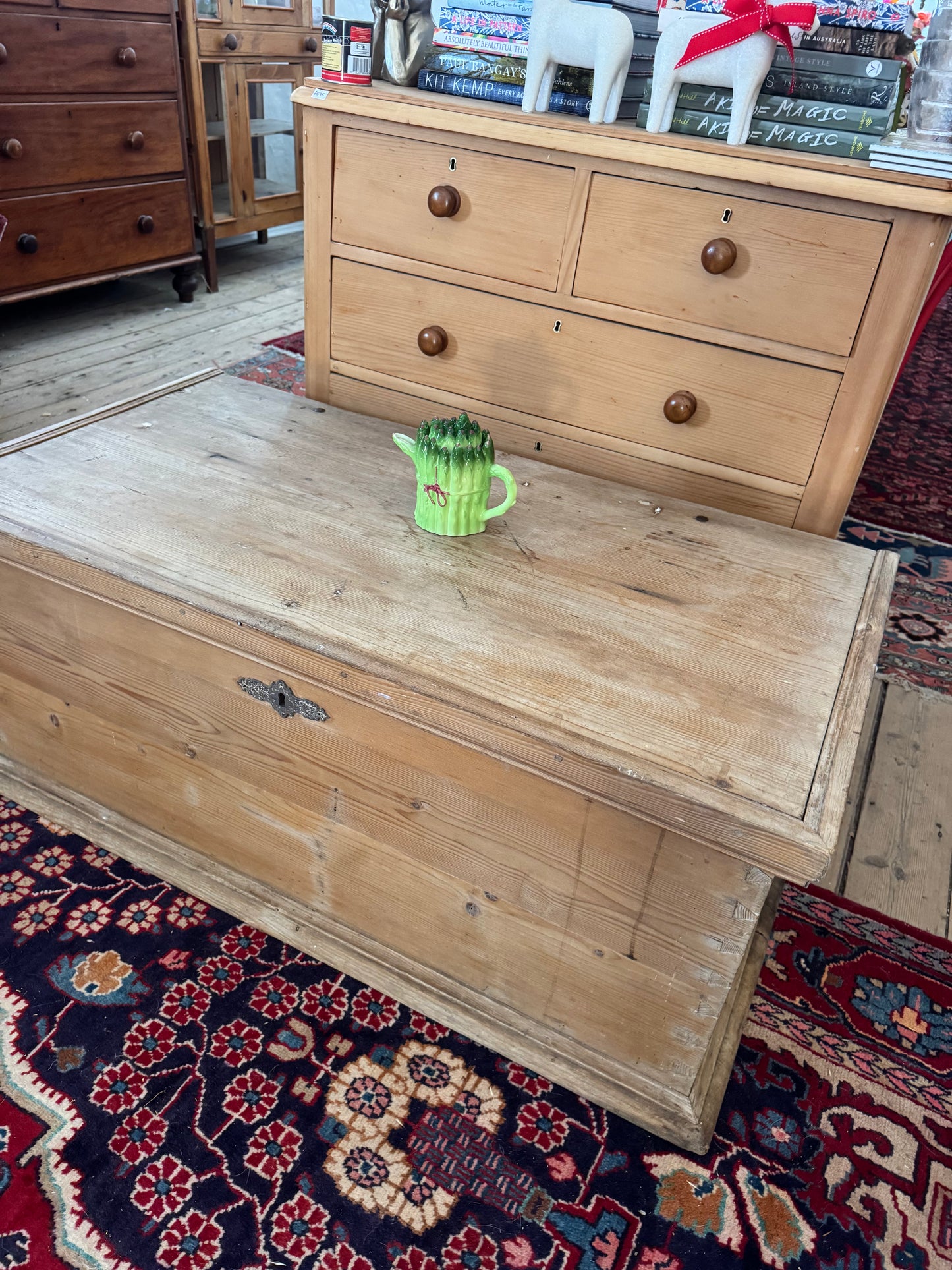 French oak chest 🇫🇷