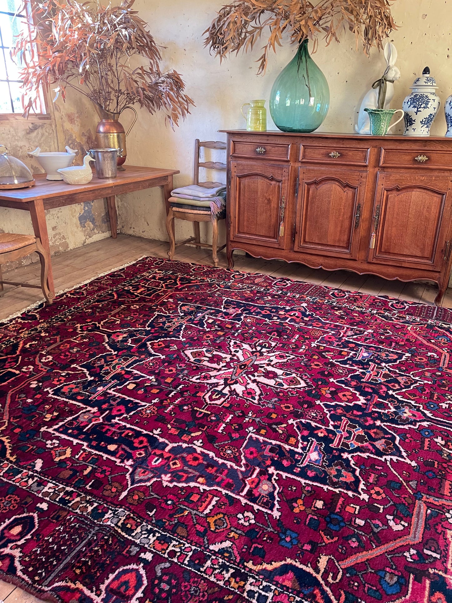 Persian Isfahan Bakhatiar Rug
