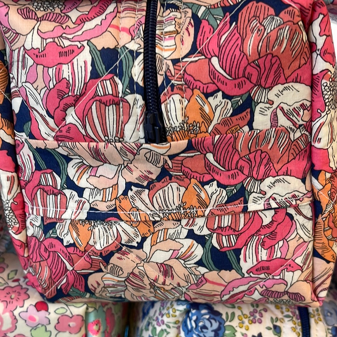 Liberty Wash Bag Blackburn