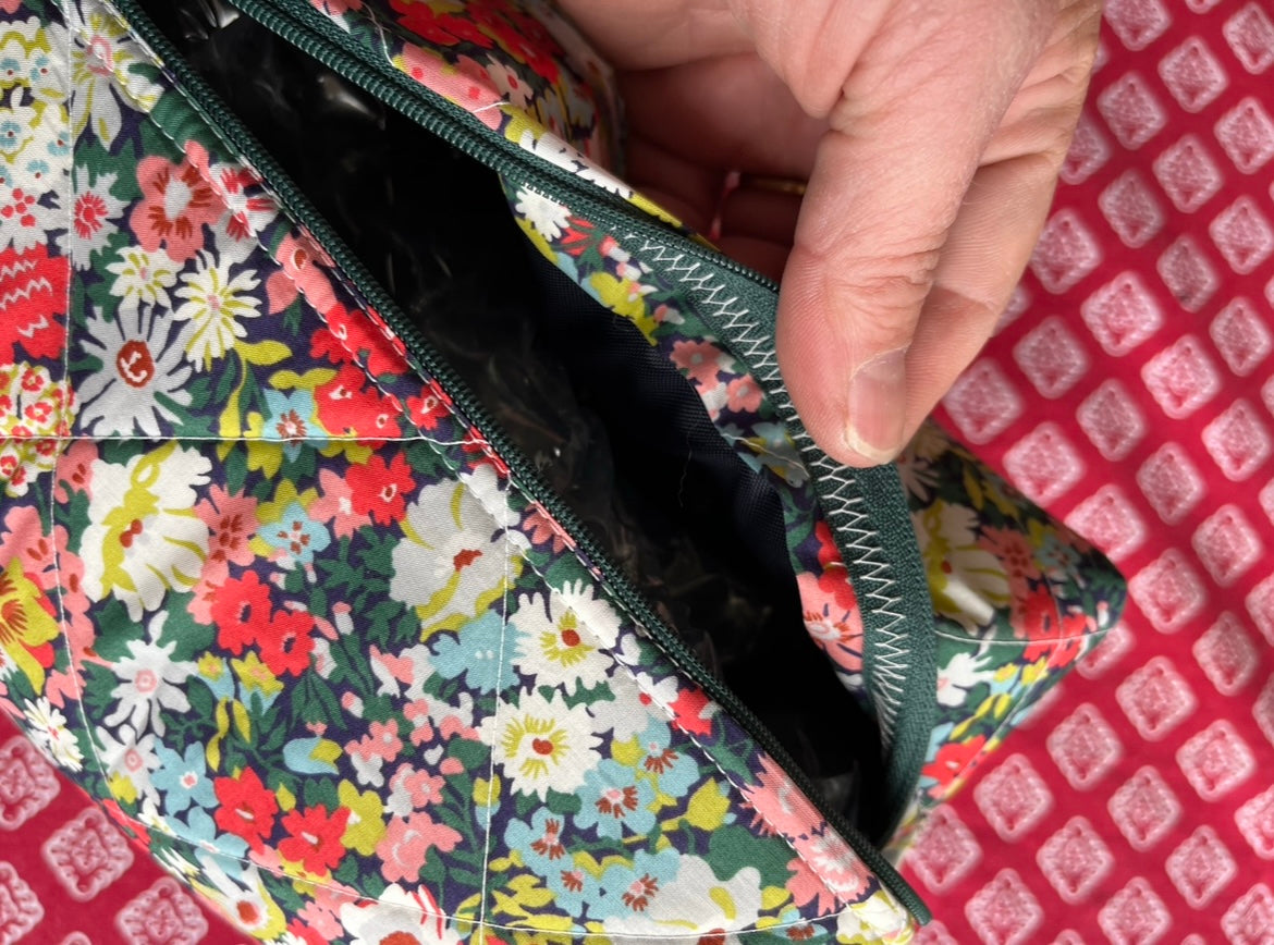 Large Liberty Wash Bag Thorpe