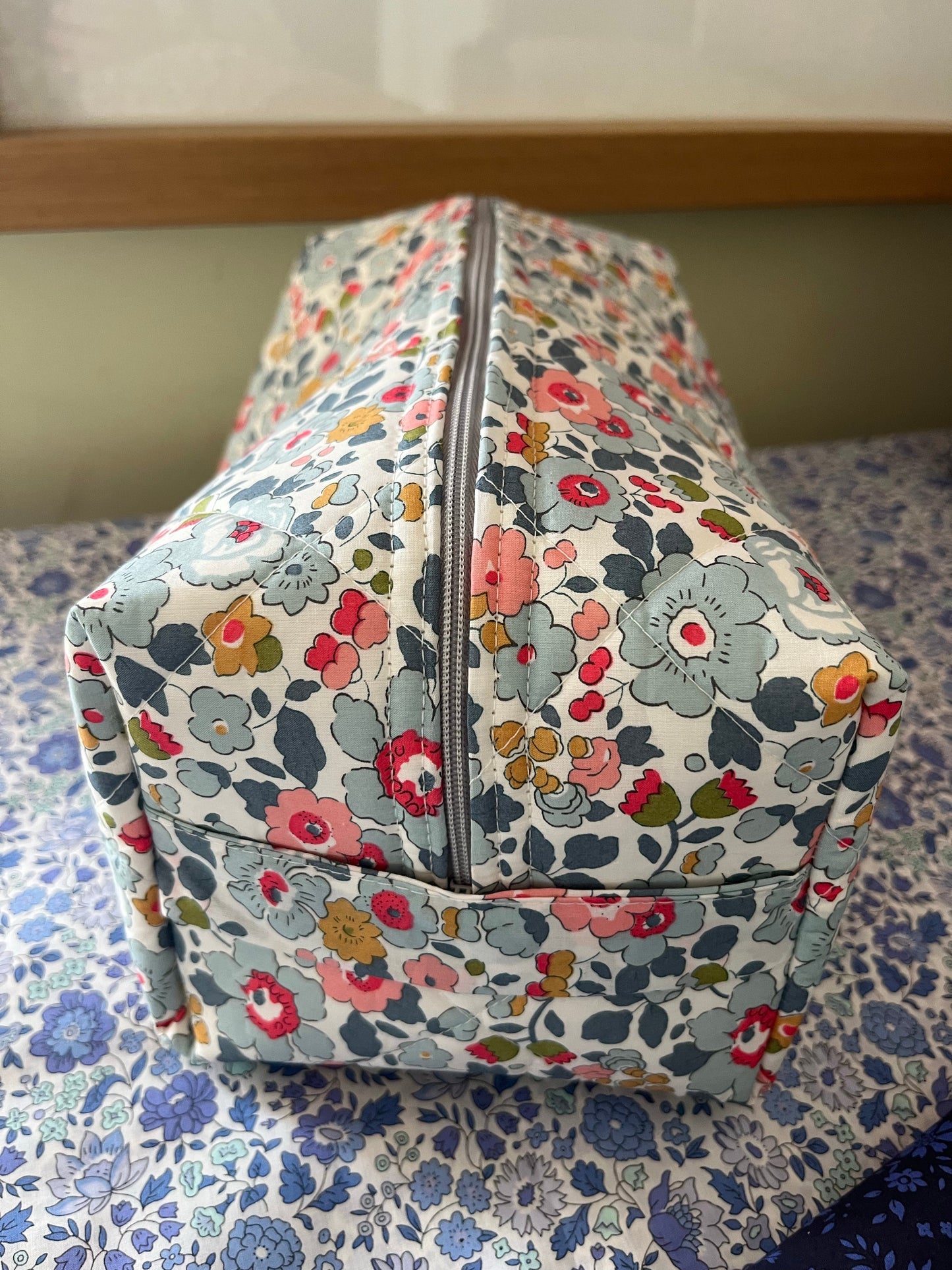 Large Liberty Wash Bag Betsy P