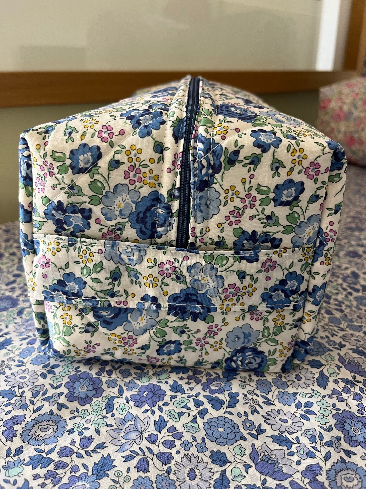 Large Liberty Wash Bag Felicite C