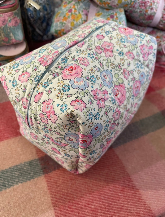 Liberty Print Wash Bag Felicite B pink and blue