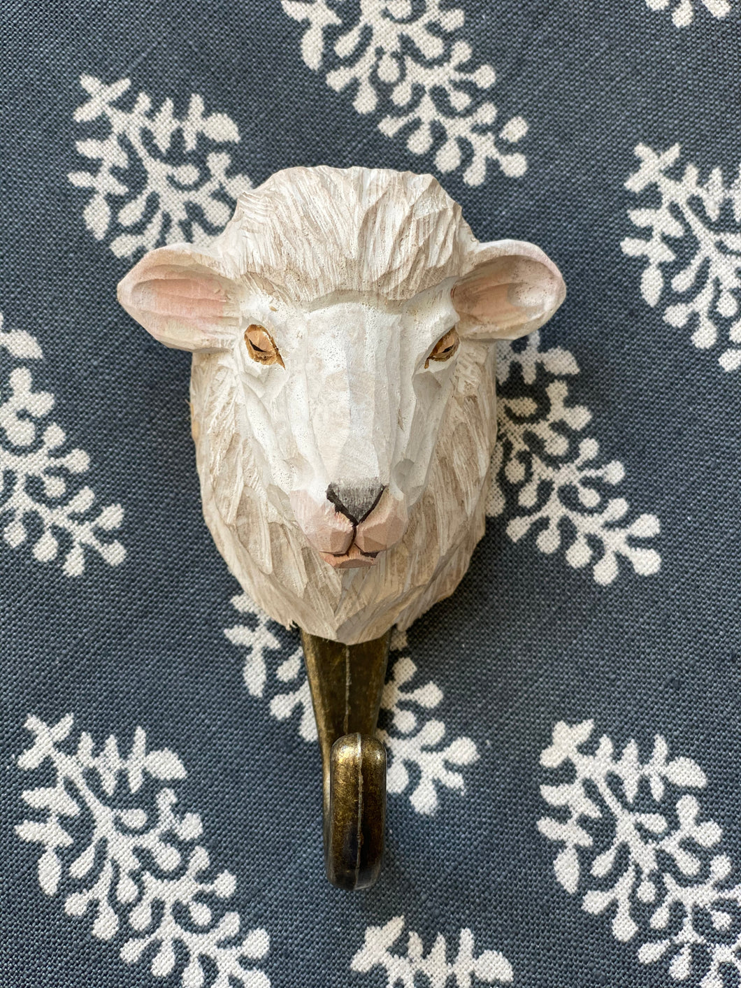 Wooden animal hook - sheep
