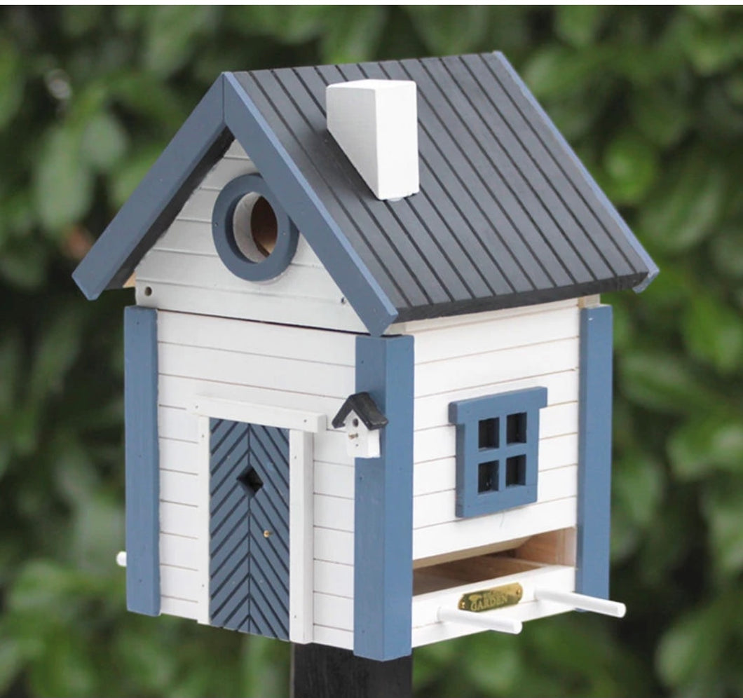 Bird Nesting box - white & blue