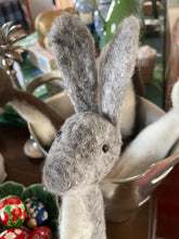 Load image into Gallery viewer, Felt hare large grey
