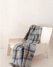 Load image into Gallery viewer, Wool Blanket Mackellar Tartan
